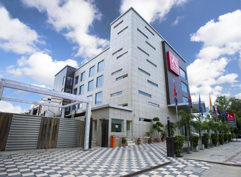 Kings Forth Hotels Nova Deli Exterior foto